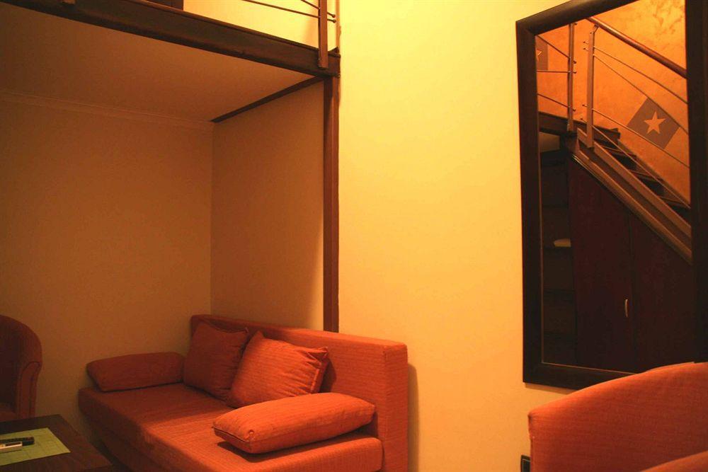 Happy Star Club Hotel Belgrade Exterior photo