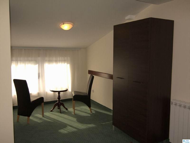 Happy Star Club Hotel Belgrade Room photo