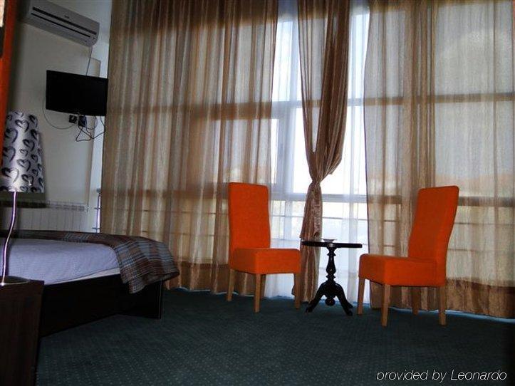 Happy Star Club Hotel Belgrade Exterior photo